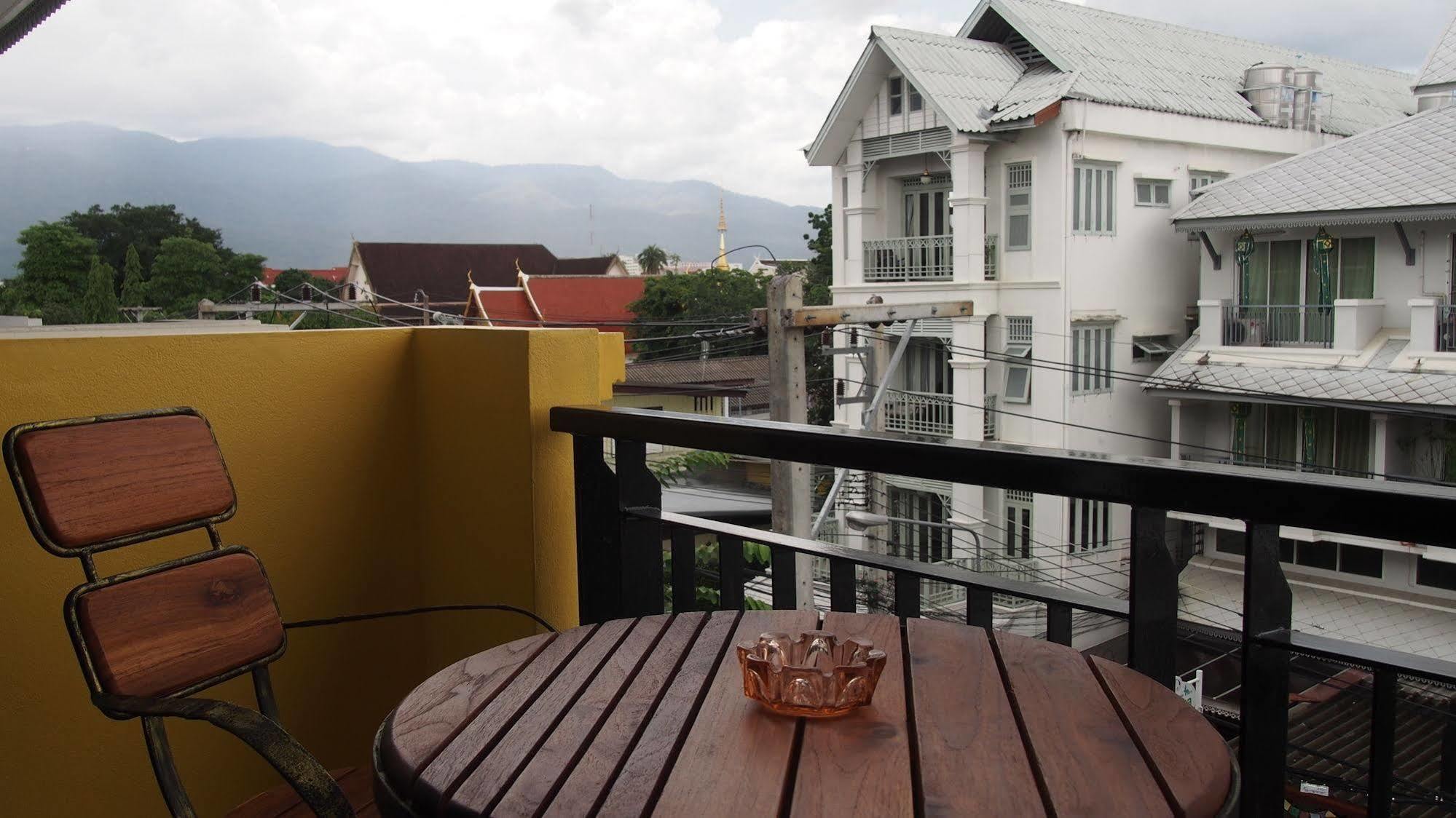 Kaldi House Hotel Chiang Mai Luaran gambar